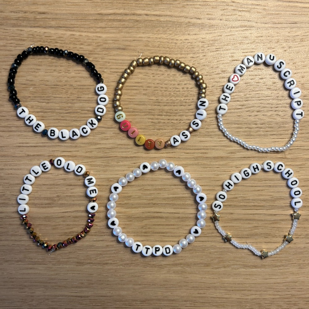 6 tortured poets department Taylor swift sparkly friendship bracelets